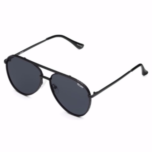 NEW Quay Starry Eyed Sunglasses Black/Smoke main image 10